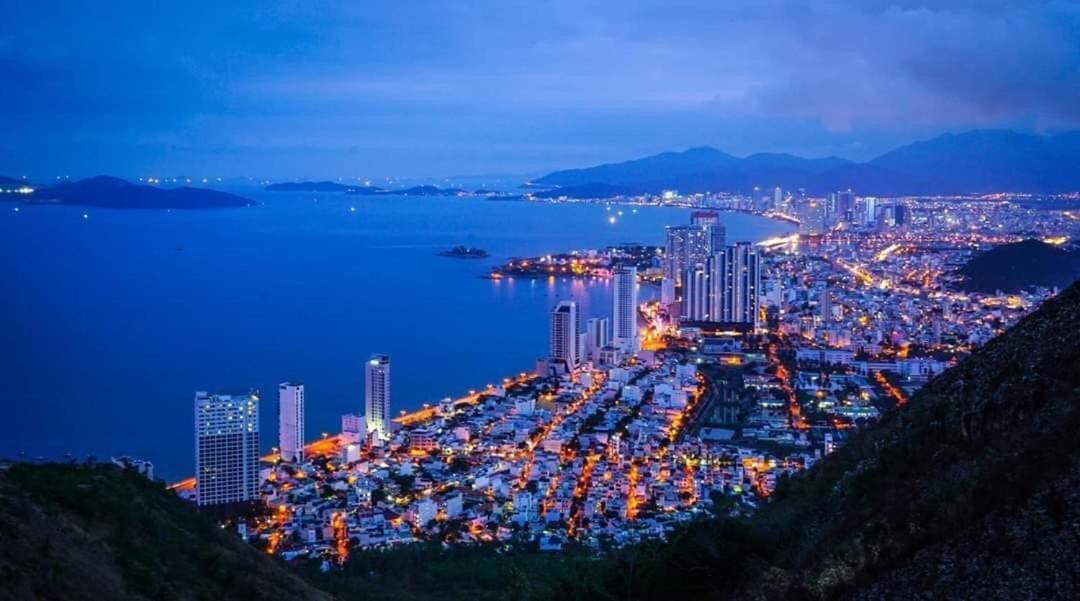 Khách Sạn Flower Sky Nha Trang Exterior foto
